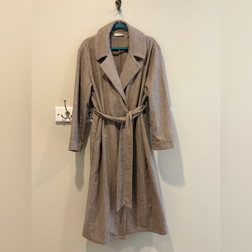 Women’s Taupe Plush Robe with Belt